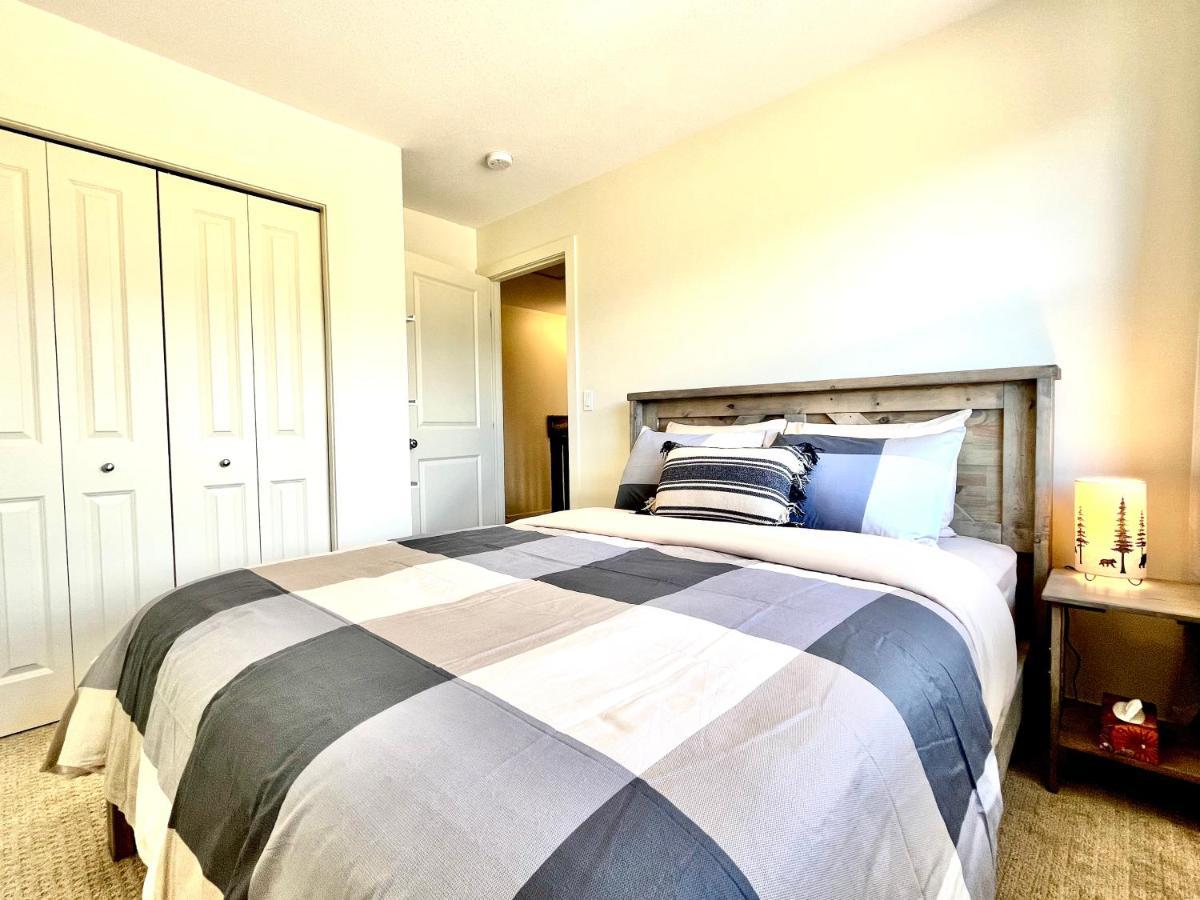 Perfect Base Invermere 3Bd Townhouse Mt Views With Garage Extérieur photo